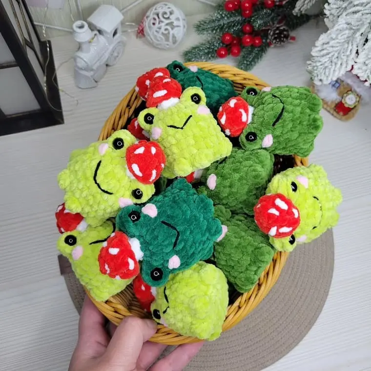 Amigurumi frog with mushroom hat Amigurumi frog with mushroom hat