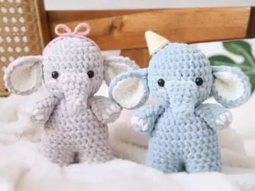 Amigurumi baby elephant