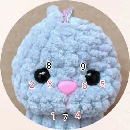 Eye tightening for amigurumi