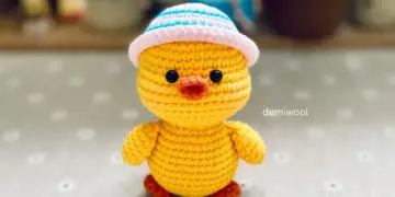 Little duck amigurumi