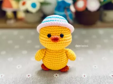 Little duck amigurumi