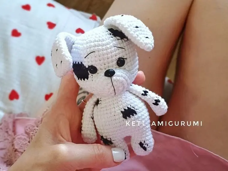 Amigurumi Dalmatian dog crochet pattern