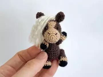 Amigurumi mini horse