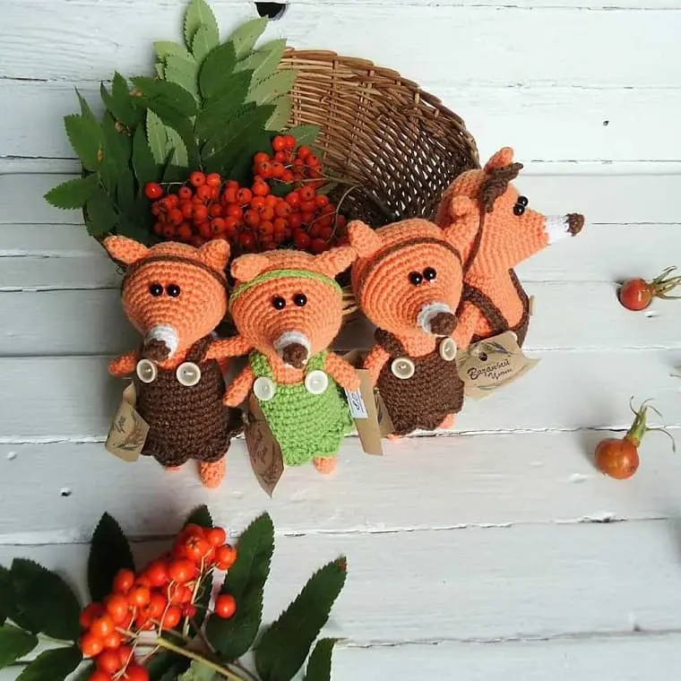 Amigurumi fox crochet toy