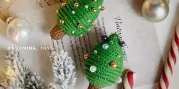 Crochet Christmas tree