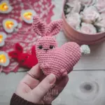 Crochet Valentine bunny heart
