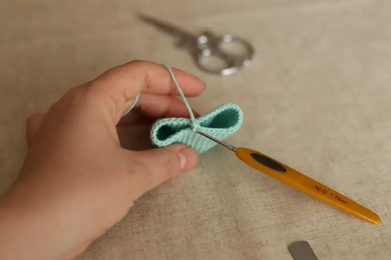 Crochet bird pattern