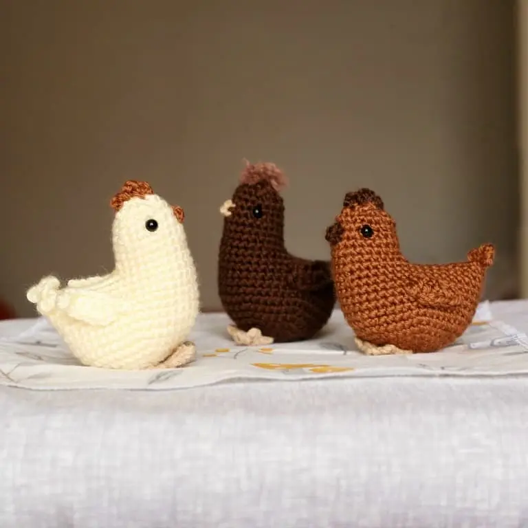 Crochet chickens amigurumi
