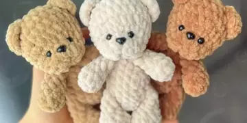 Little plush bear amigurumi
