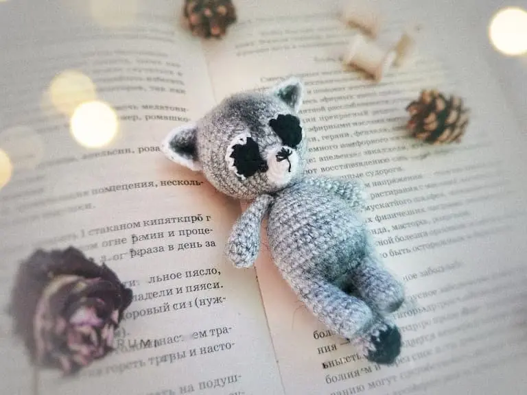 Crochet mini raccoon amigurumi