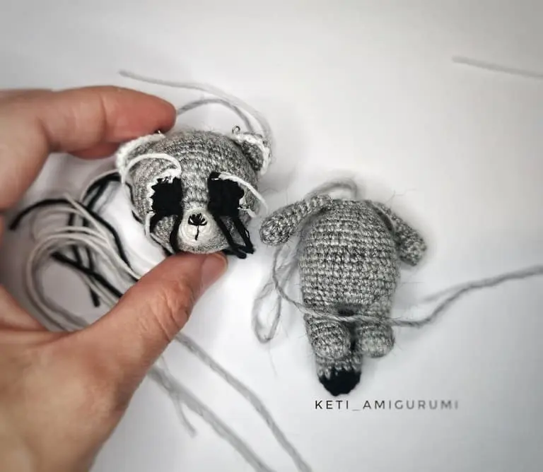 Crochet raccoon head and body